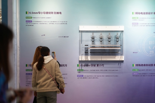 �ڲ�����Ϸ������(�й�)רҵ����,����Ϊ��